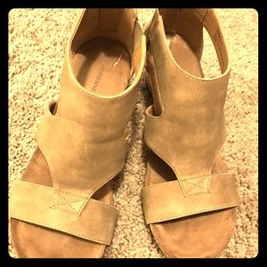 Adrienne sandals wedge